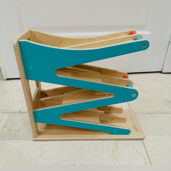 Lovevery  car ramp - Picture 1 of 4